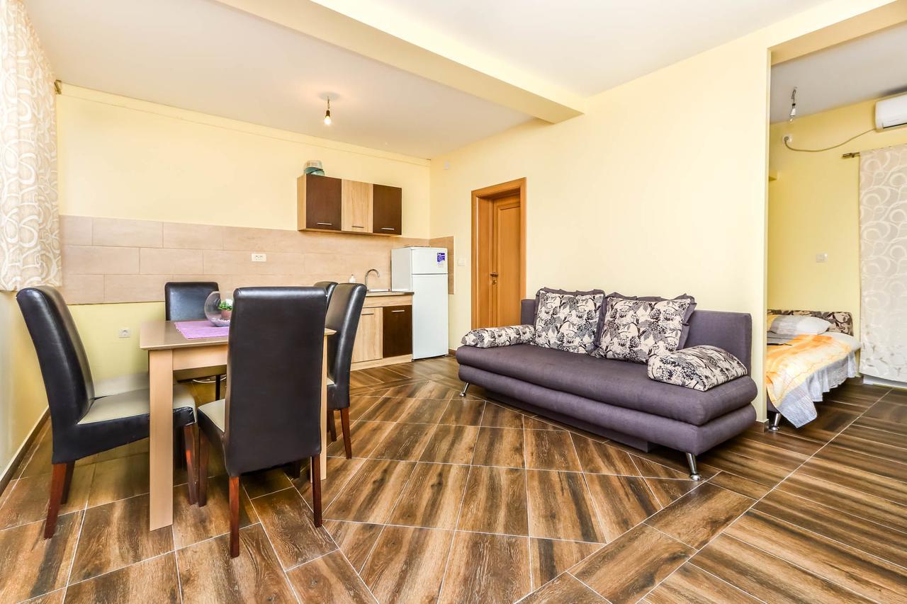 Ssm Apartmani Kotor Ngoại thất bức ảnh