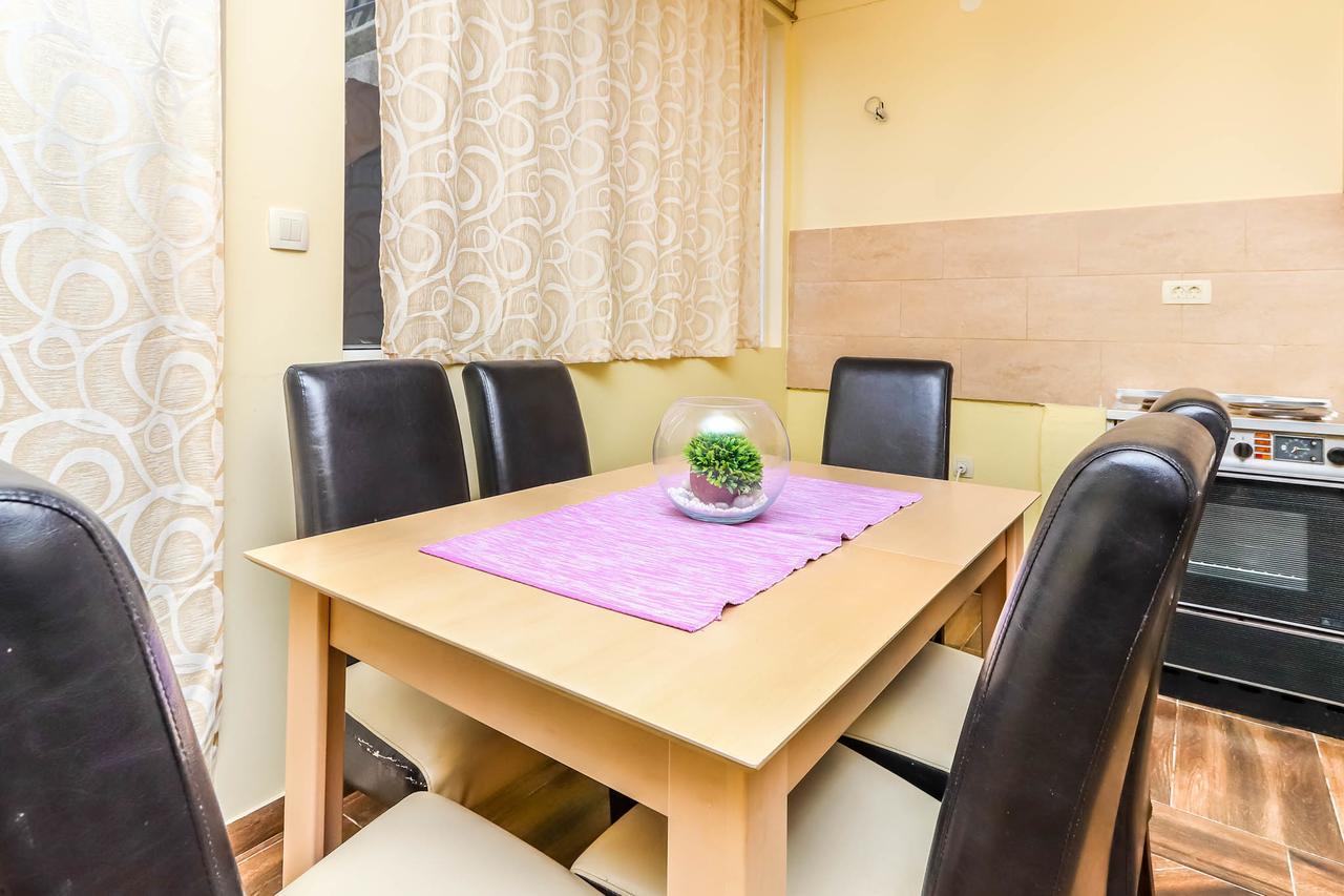 Ssm Apartmani Kotor Ngoại thất bức ảnh