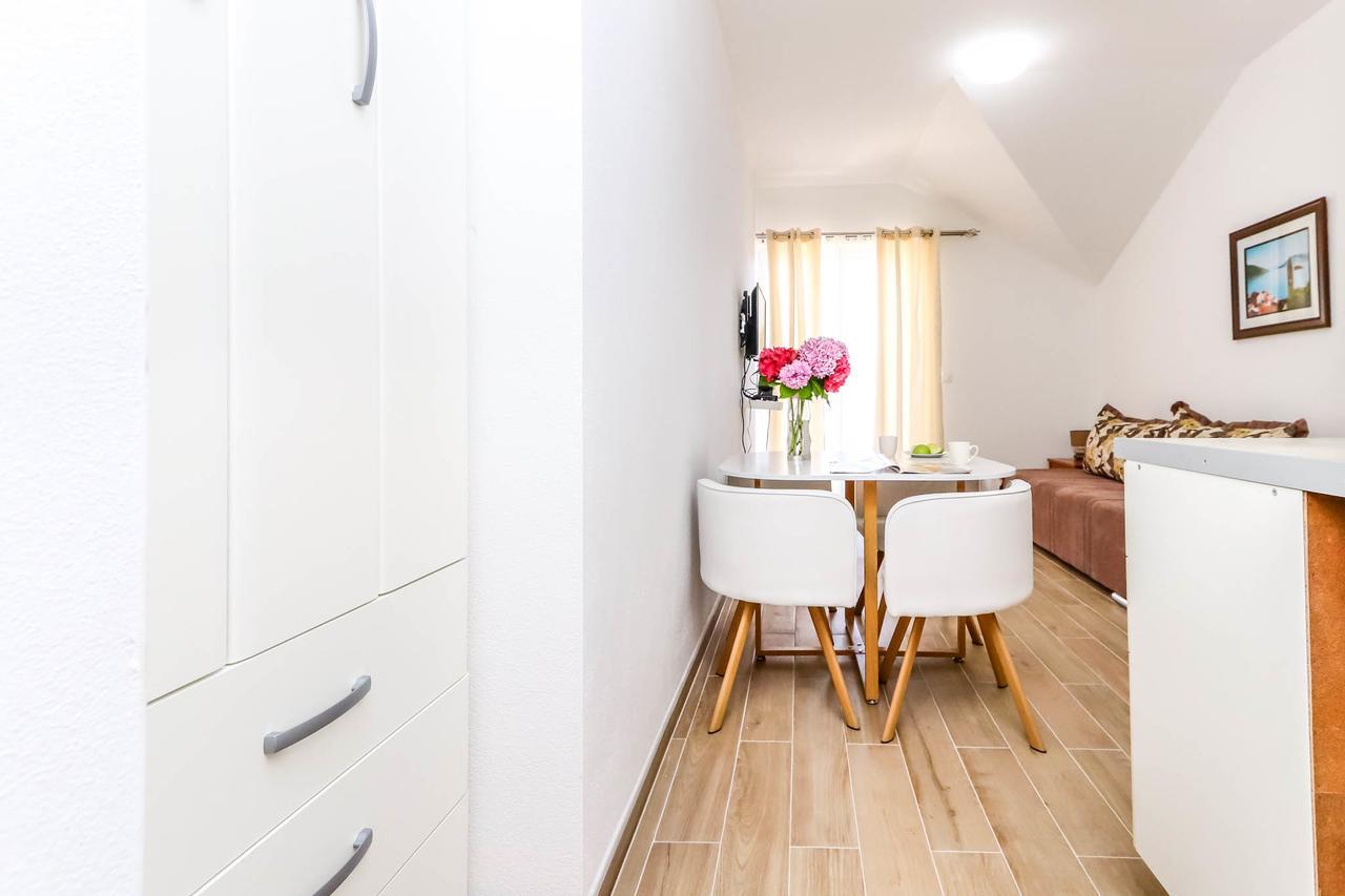 Ssm Apartmani Kotor Ngoại thất bức ảnh