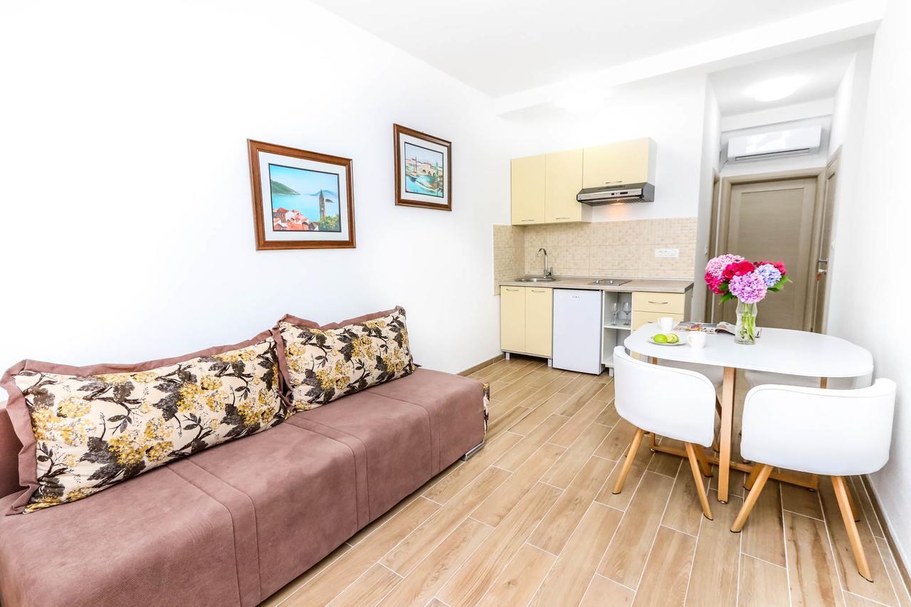 Ssm Apartmani Kotor Ngoại thất bức ảnh